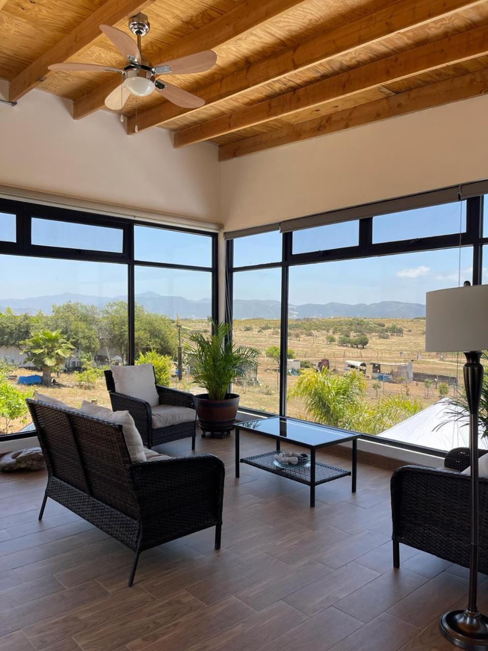 Canto Rodado Valle De Guadalupe 恩塞纳达港 外观 照片